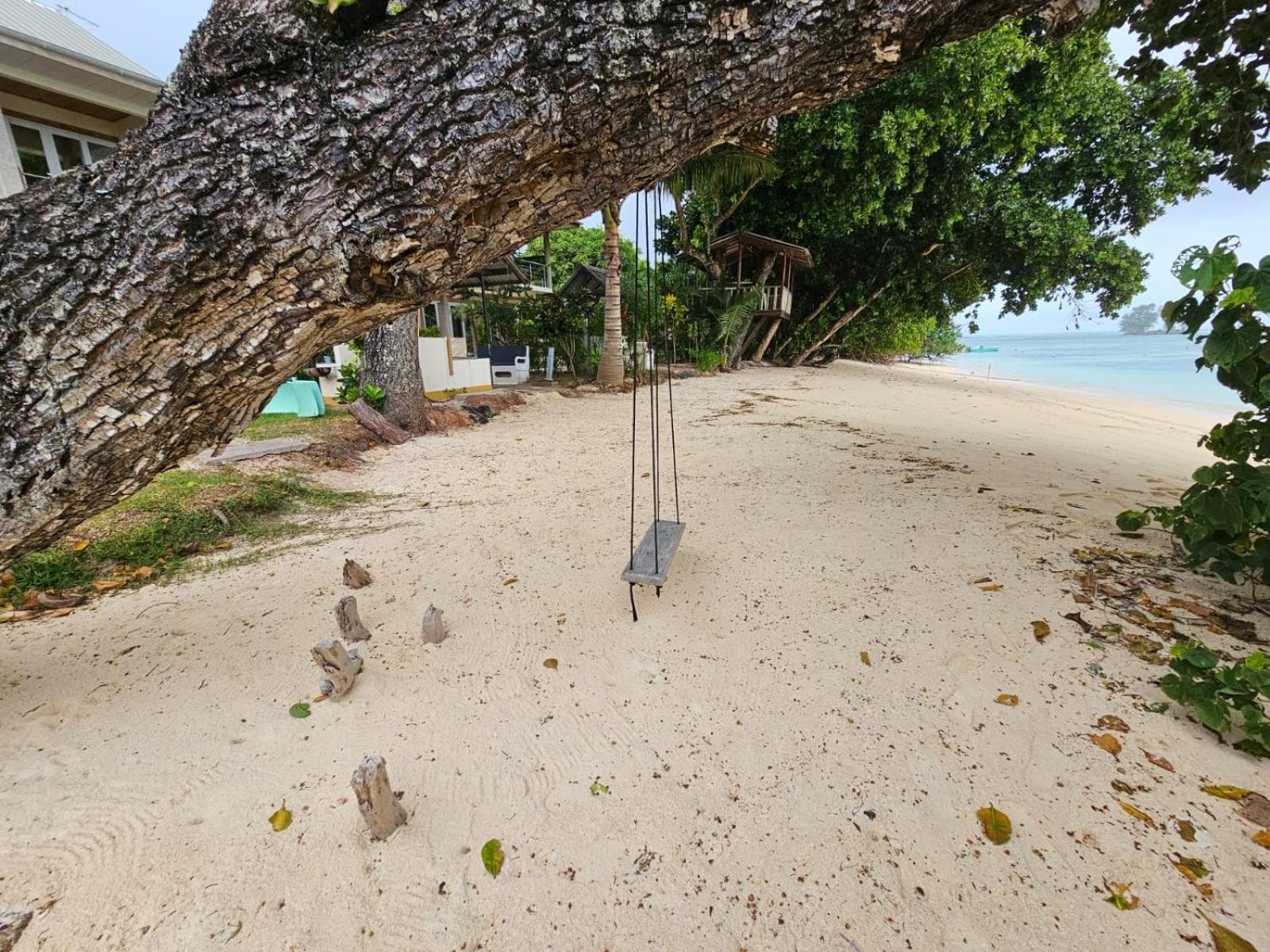 La Digue Luxury Beach & Spa Экстерьер фото